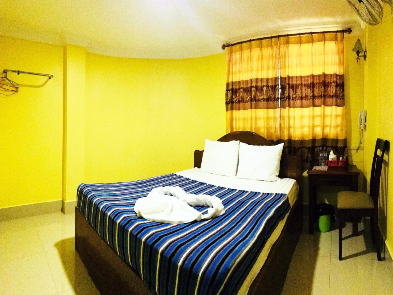 باتامبانغ First Hotel المظهر الخارجي الصورة